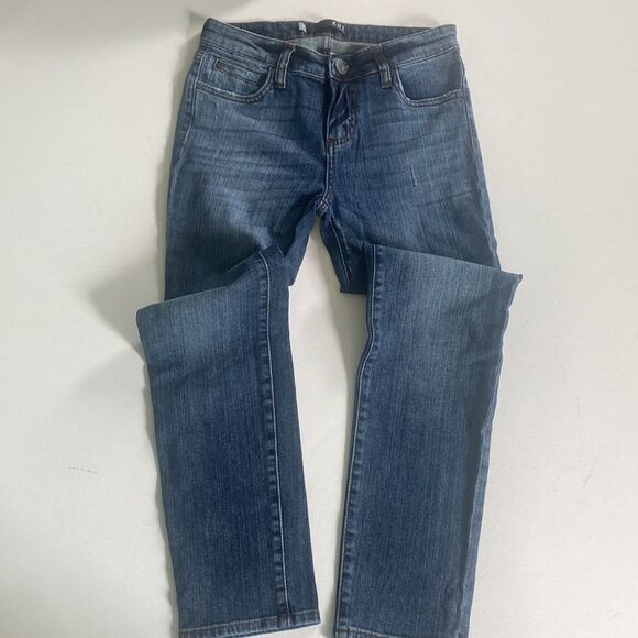 Kut from the Kloth Catherine Straight Leg Ankle Jeans - Picture 2 of 6